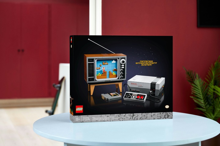 Actual product image LEGO Nintendo Entertainment System (71374, LEGO Rare Sets)