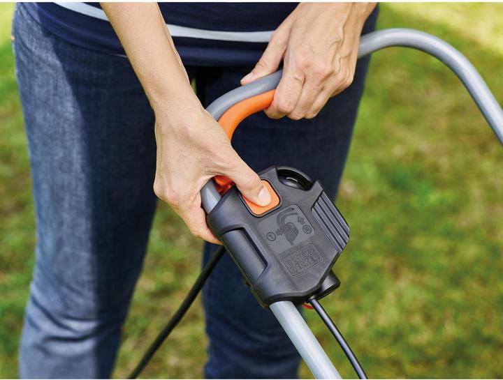 Actual product image Black & Decker Electric lawn mower (Electrical connection)