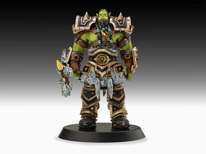 Actual product image Revell Gift Set World of Warcraft The Orc Thrall