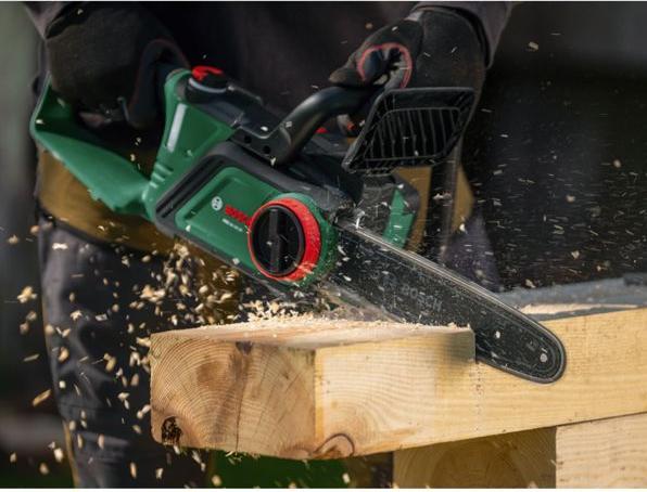 Actual product image Bosch Home & Garden PKE18V-30-28 Set Akku-Kettensäge (Battery chain saw)