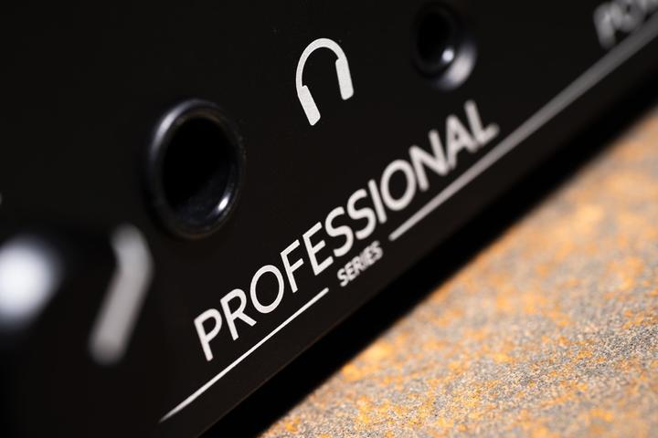 Actual product image Lake People Phone-Amp G101 (gain switch)