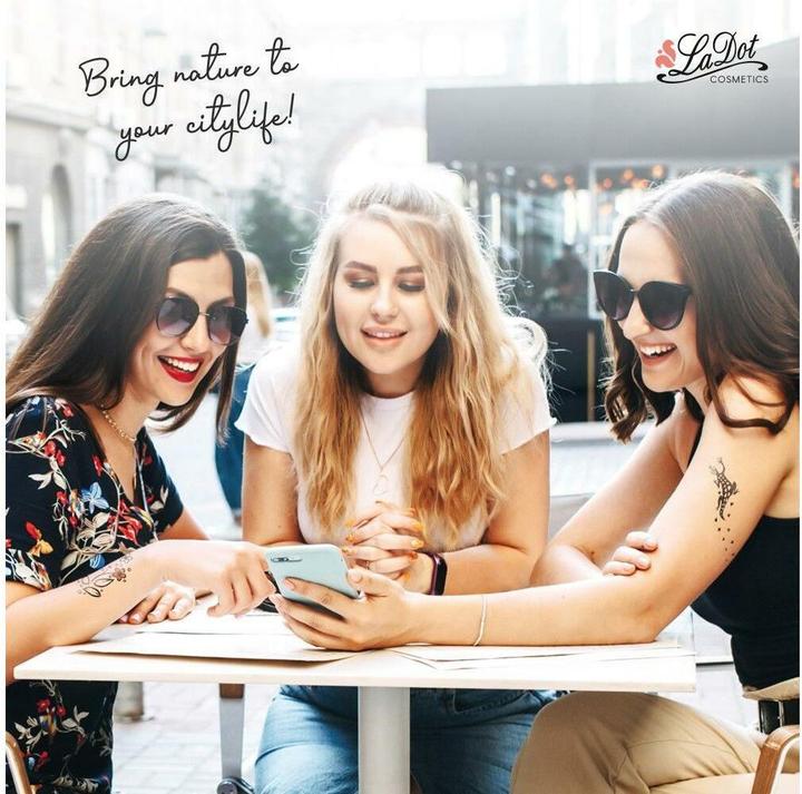 Produktbild Royal Posthumus Tattoo Set