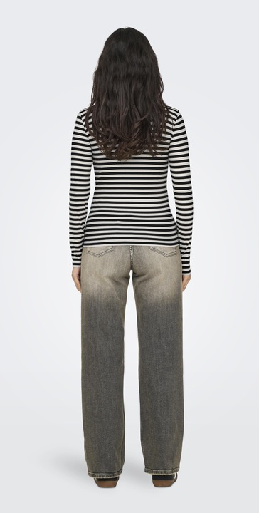 Immagine prodotto Only Top con scollo a barca regular fit Top Top (XS)