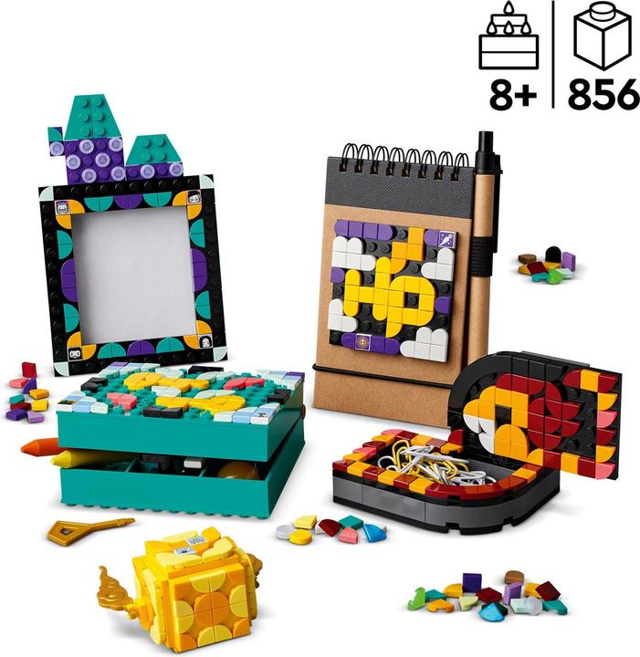 Actual product image LEGO Hogwarts Desk Set (41811, LEGO Dots)