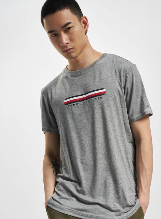 Actual product image Tommy Hilfiger Tee (XL)