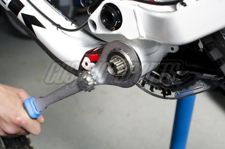 Actual product image Unior Key for external bottom bracket