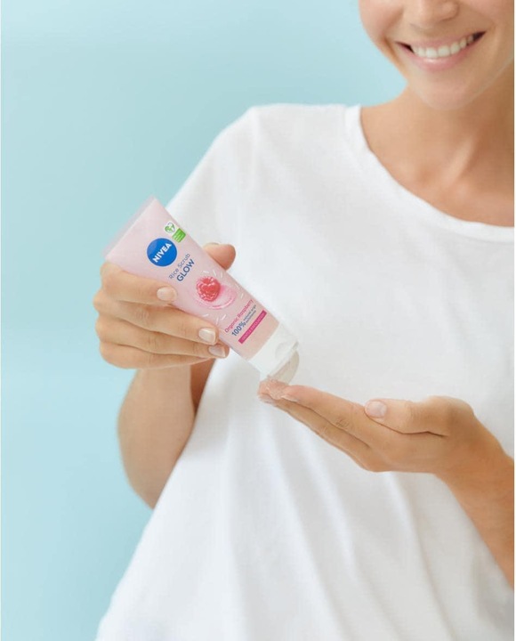 Immagine prodotto NIVEA Riso Scrub Glow (Esfoliazione, 75 ml)