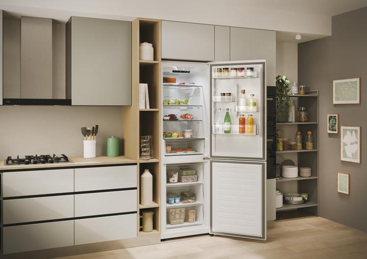 Produktbild Candy CNCQ2T618EW (355 l)