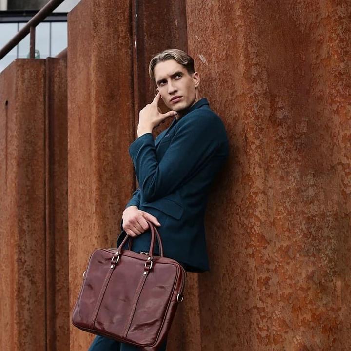 Image du produit Only-Bags.Store Sacoche pour ordinateur portable en cuir marron
