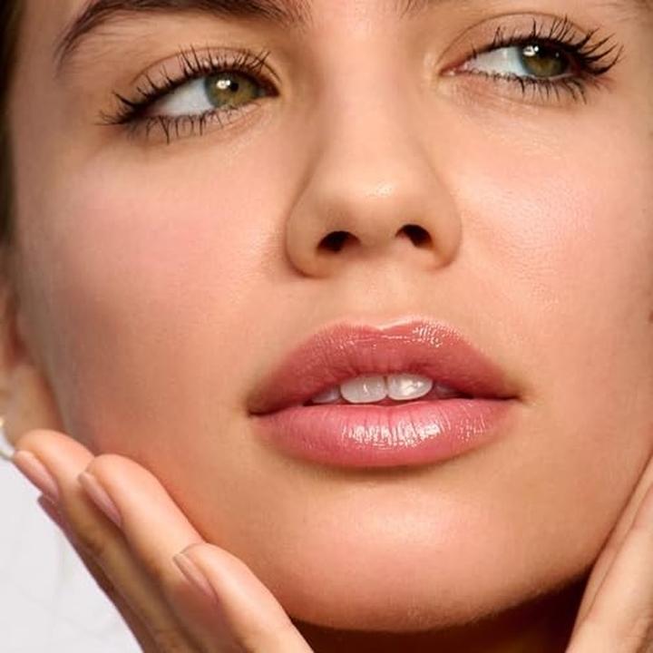 Produktbild Clarins Lip Oil Balm 04 Almond 2.9g (Lippenbalsam, 3 ml)