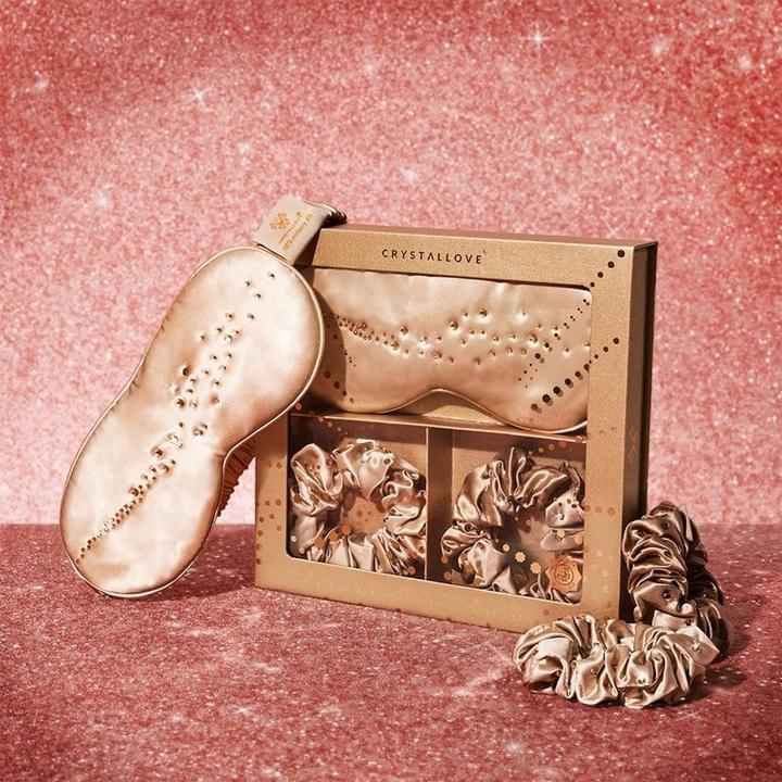 Immagine prodotto Crystallove Set di mascherina per gli occhi e scrunchies in seta dorata - Materiale in seta, colore dorato,