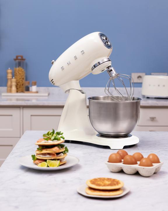 Actual product image Smeg 50's Retro Style Full Colour (1000 W, 4.80 l)