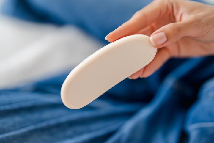 Actual product image Momini Calma breast lactation massager