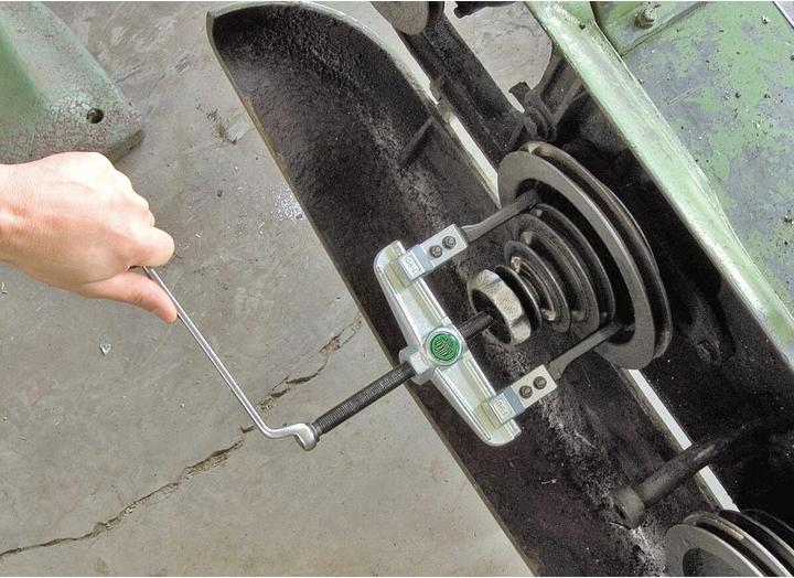 Actual product image Kukko Puller series 20-S 2-arm external clamping w.200mm clamping d.150mm mechanical spindle narrow hooks