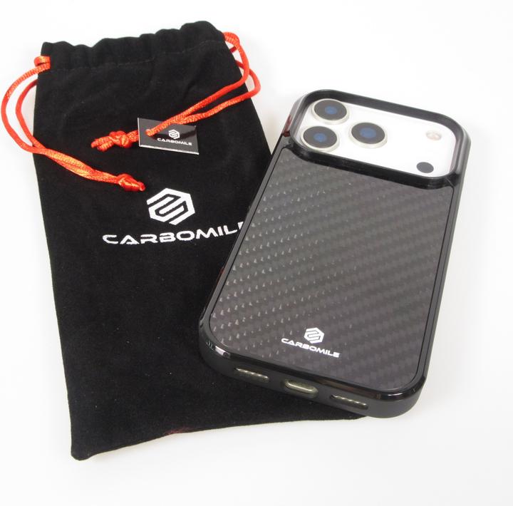 Produktbild Carbomile Hülle Carbon Fiber (Kompatibel mit MagSafe) (Apple iPhone 17 Pro)