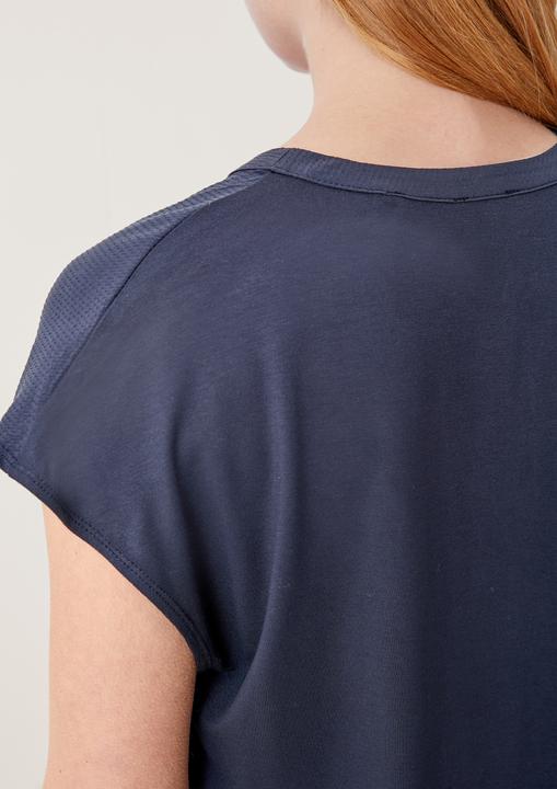 Actual product image S.Oliver T-shirt Short-sleeved shirt with dropped shoulder and deep V-neckline (XS)