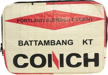 Produktbild Bekos Upcycling - Laptoptasche 15" aus recycelten Säcke Patchwork Elephant (15")