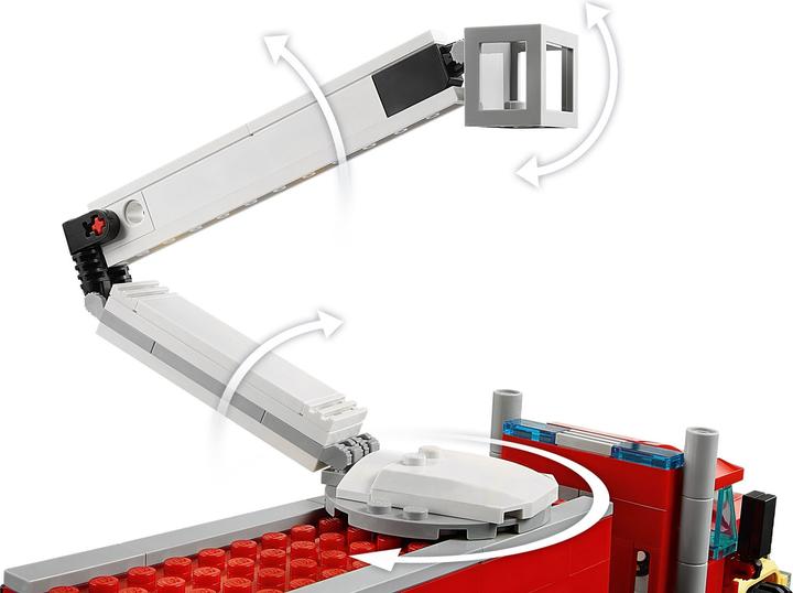 Actual product image LEGO Mobile fire brigade control centre (60282, LEGO City)