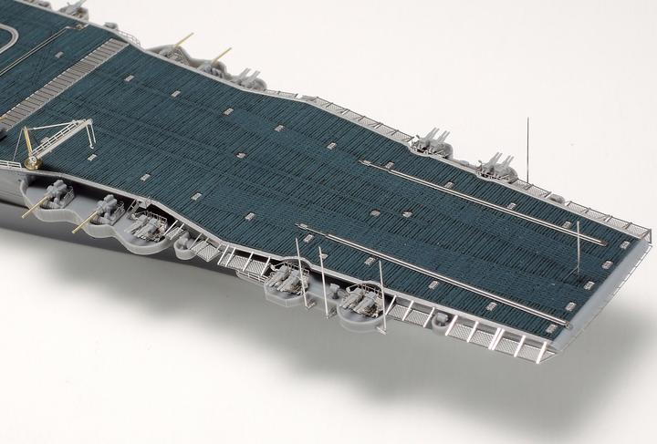 Actual product image Tamiya U.S. Navy Aircraft Carrier CV-3 Saratoga