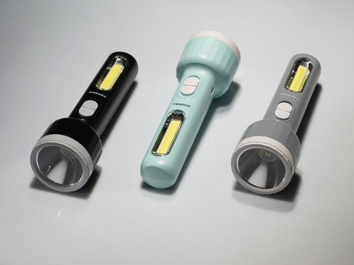 Actual product image Tiross Torch TS-1856 rechargeable torch (15 cm, 180 lm)