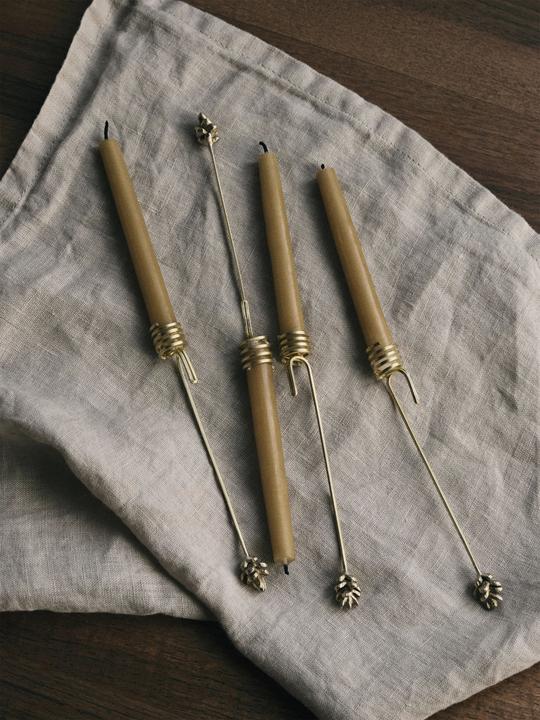 Actual product image Ferm Living Bougeoir pour sapin de Noël FOREST dorée