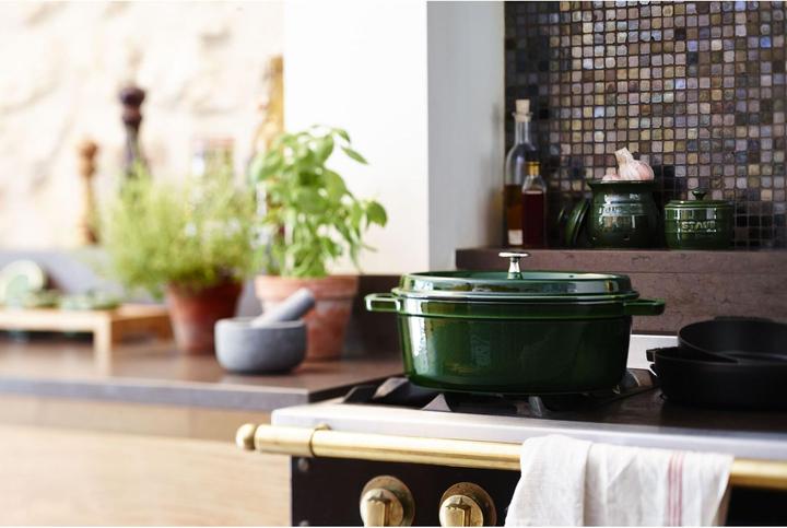 Actual product image Staub Cocotte (33 cm, Casserole + Stewpot, Cast iron)