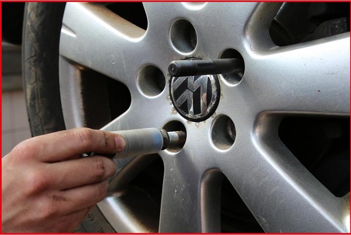 Actual product image KS Tools Wheel mounting aid set, 2-piece