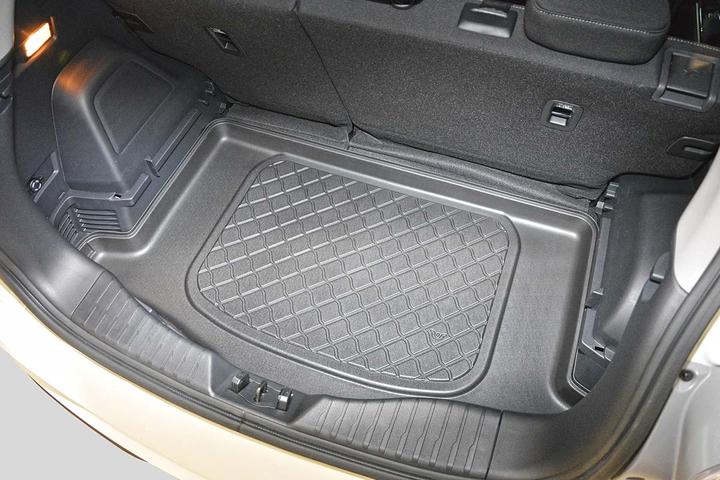 Actual product image Aristar Boot tray for SsangYong Tivoli from 2015 to 2019 (lower load area)