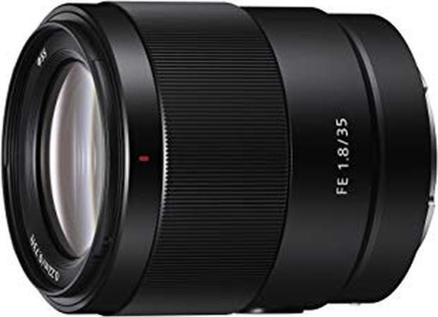 Produktbild Sony FE 35mm F1.8 large aperture prime lens (SEL35F18F) (Sony E, APS-C / DX, Vollformat)
