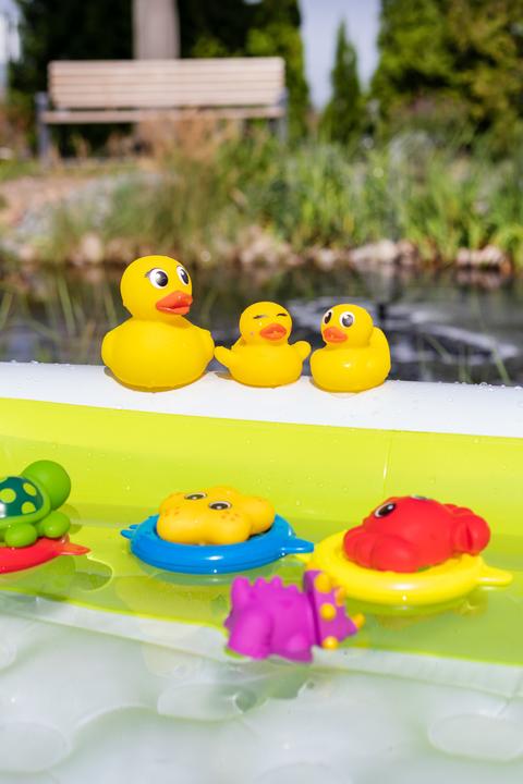 Actual product image Idena Bathing Duck Family Mother and 2 Babies
