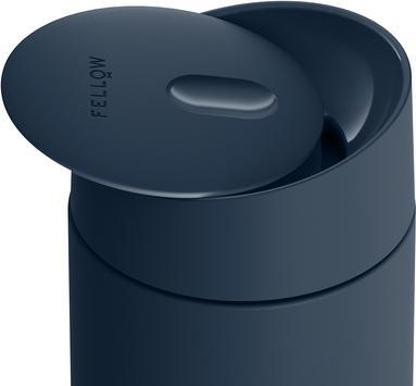 Produktbild Fellow Carter Slide Mug – Steinblau – Isolierbecher 355 ml (0.36 l)