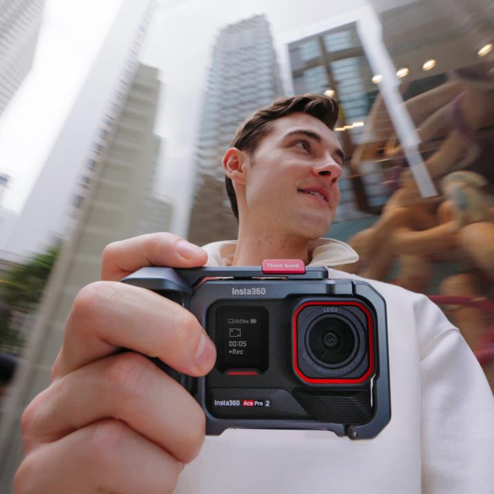 Produktbild Insta360 Ace Pro 2 Xplorer Bundle (Single Battery) (30p, Bluetooth, WLAN)