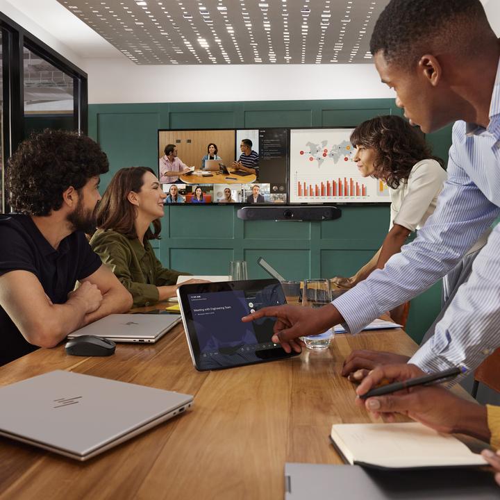 Actual product image HP Poly Studio Base Kit G9 Plus