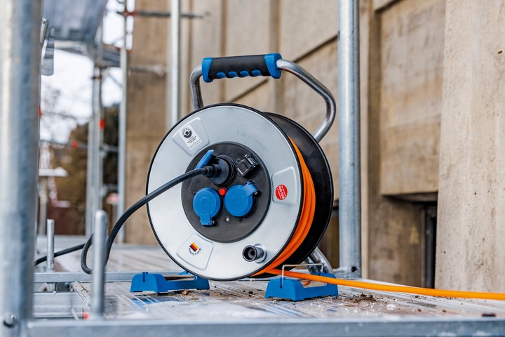 Actual product image As - Schwabe Metal cable reel with protective insulation (50 m, 1.50 mm²)