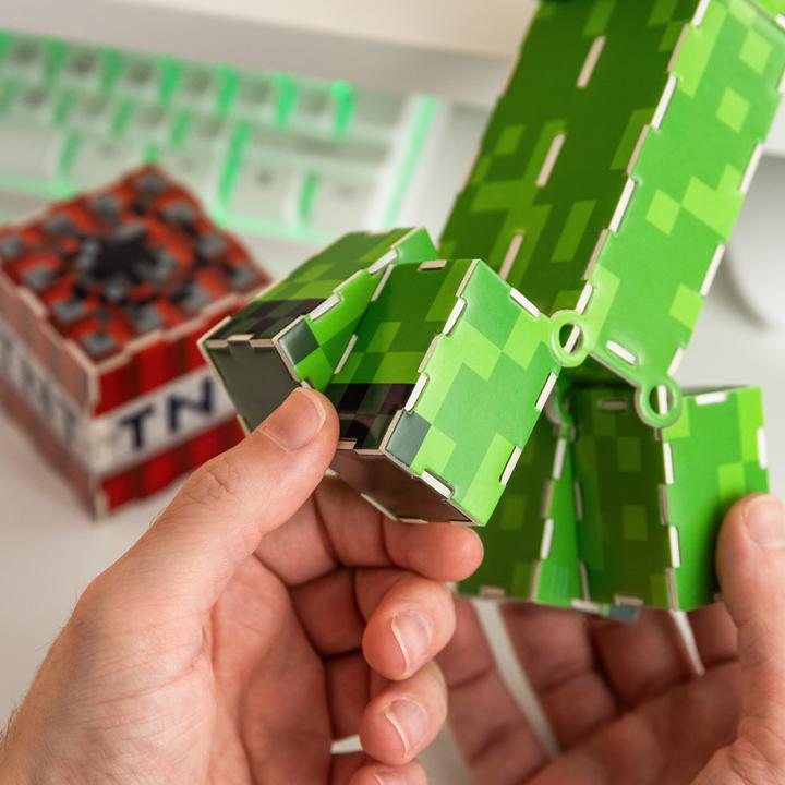 Actual product image Paladone Products Minecraft Creeper Construction Kit (13 pieces)