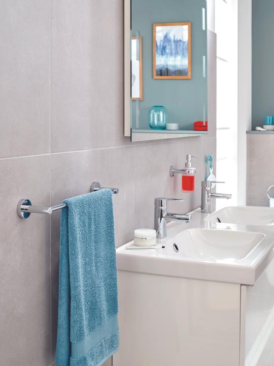 Actual product image tesa EXXCELLENT towel rail incl. adhesive solution without drilling