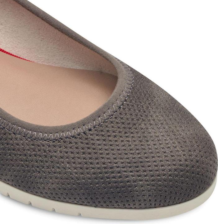 Actual product image S.Oliver Wedge pumps (37)