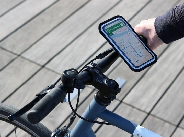 Actual product image Shapeheart Magnetic Bike Mount 6.7