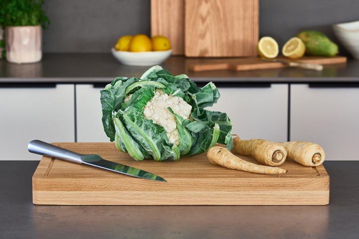 Image du produit Zeller Present Planche à découper chêne 48x31x4.5 cm