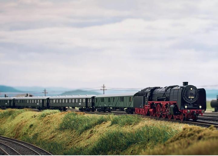 Produktbild MiniTrix 16016 N Schnellzugdampflok BR 01 des Bayerischen Eisenbahnmuseums Nördlingen (BEM) (Spur N)