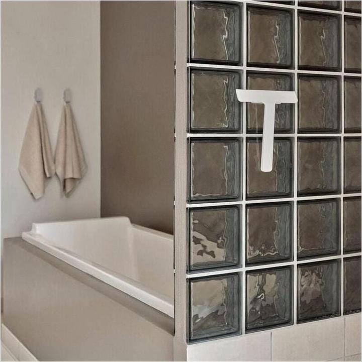 Actual product image Zone Denmark Duschabzieher Ume Weiss, Wischbreite: 24 cm, Faltbar: Nein