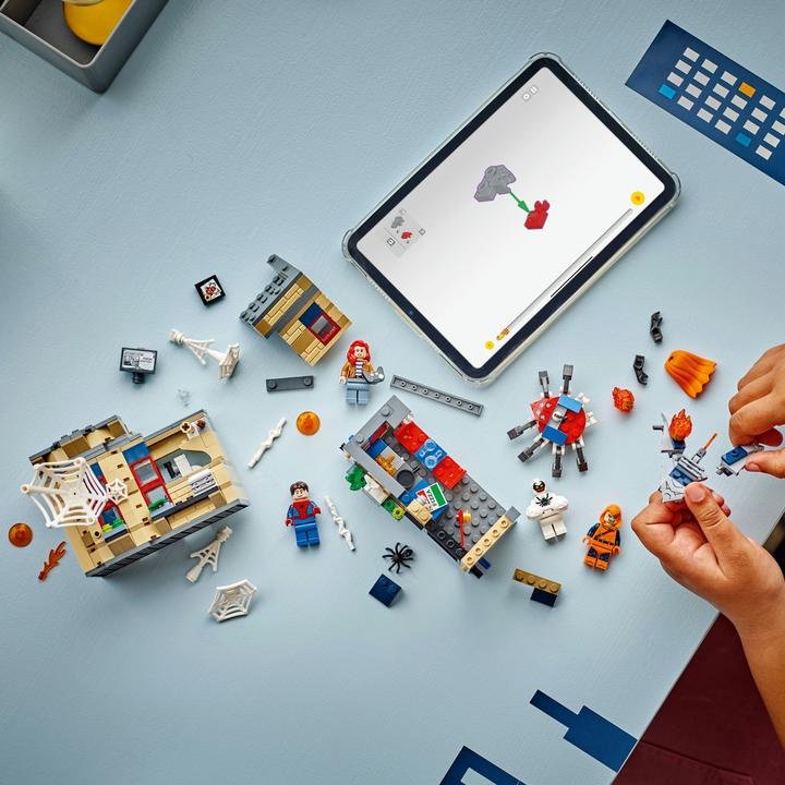 Produktbild LEGO Mario Kart – Interaktiver LEGO Mario & Standard-Kart (72043, LEGO Super Mario)
