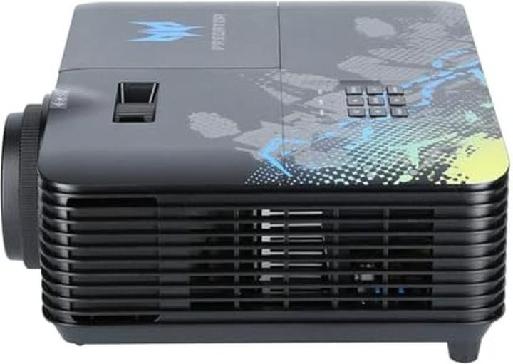 Actual product image Acer Predator GM712 (4K, 4000 lm, 1.21 - 1.59:1)