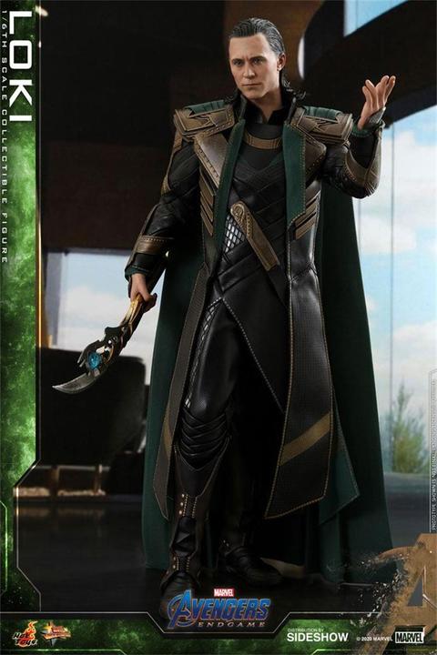 Actual product image Hot Toys Avengers: Loki