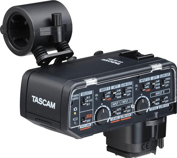 Produktbild Tascam CA-XLR2d-F (Adapter)