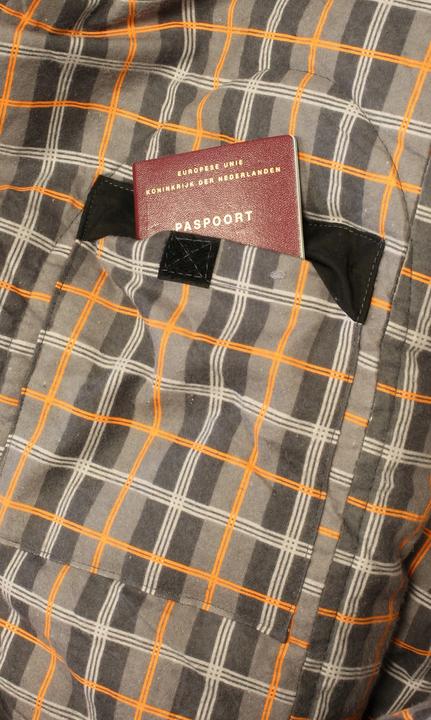 Produktbild Eurotrail Deckeschlafsack Blackdown mit Mumiencap