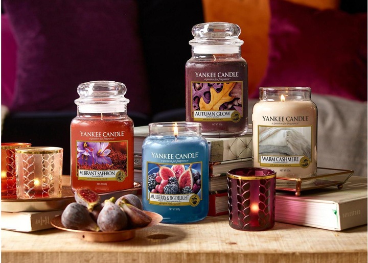 Produktbild Yankee Candle Warm Cashmere (411 g)