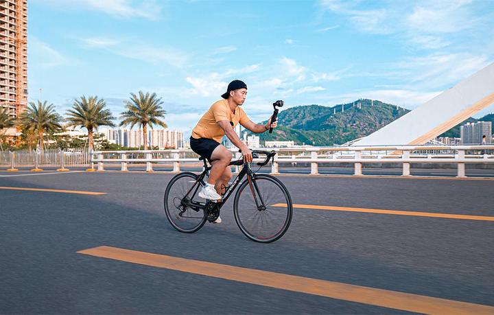 Actual product image Hohem iSteady Pro 4 (Action camera, 0.15 kg)