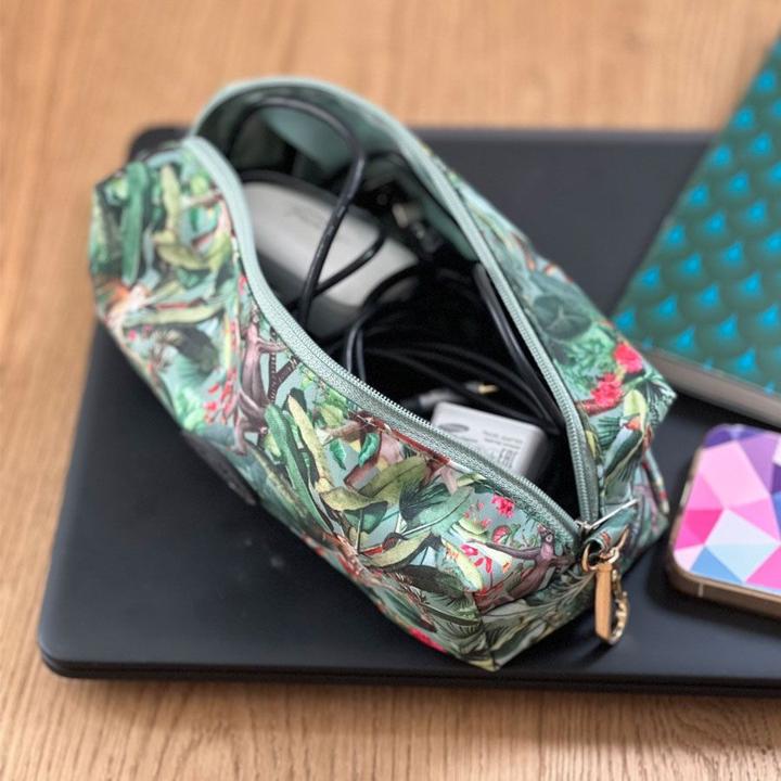 Actual product image Cedon Easy Pouch Bag AFFE