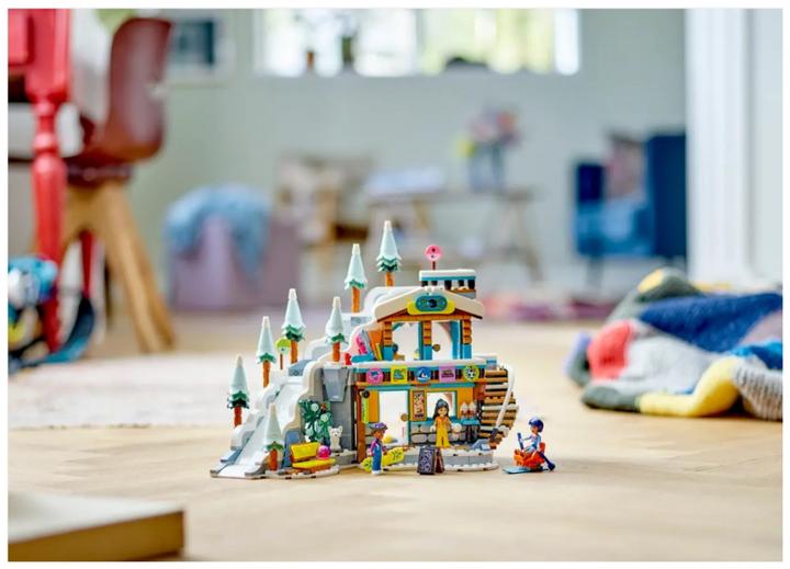 Immagine prodotto LEGO Pista da sci e bar (41756, LEGO Friends)
